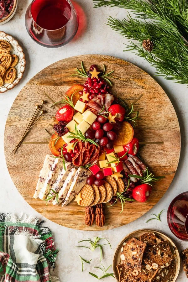 Christmas Tree Charcuterie Board cover