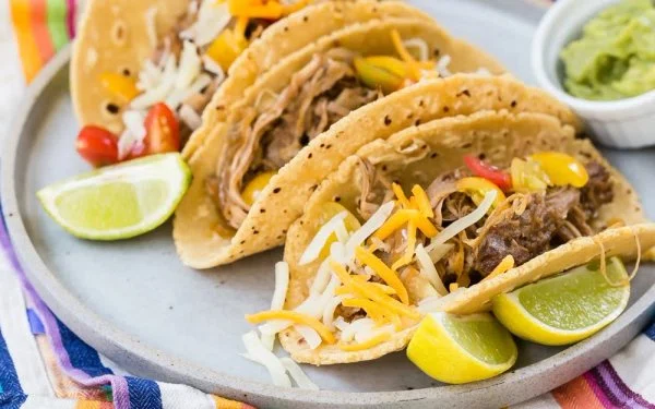 Crock Pot Pulled Pork Tacos cover