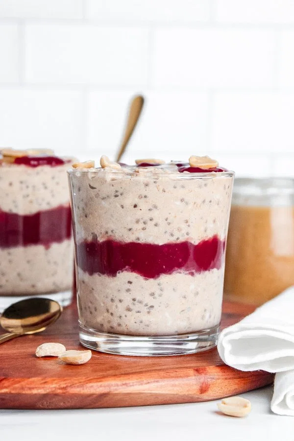 PB&J Overnight Oats cover