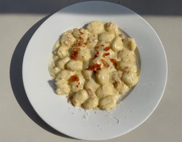 Gorgonzola Gnocchi with Crispy Prosciutto cover