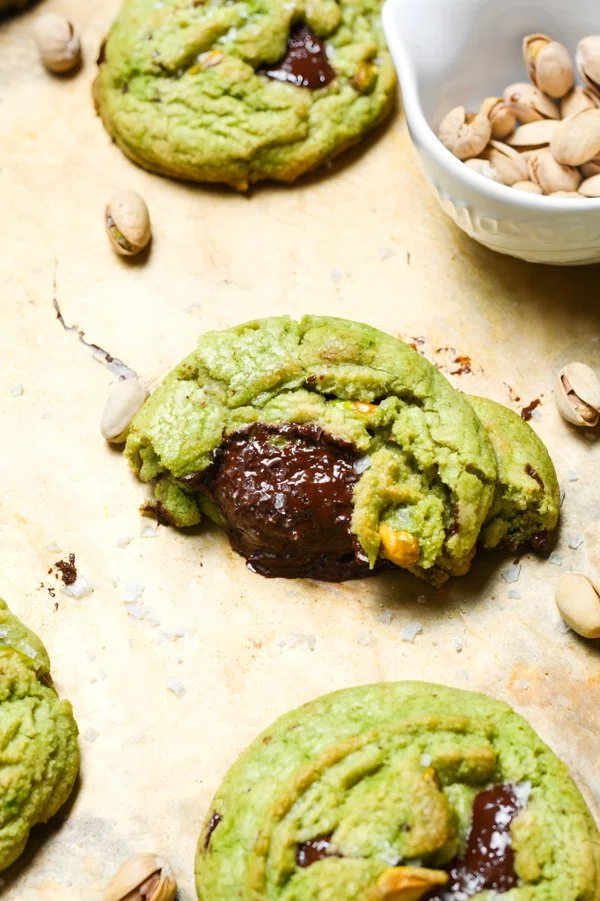 Pistachio Cookies cover
