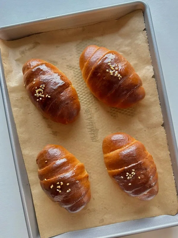 Crispy Buttery Salt Bread cover