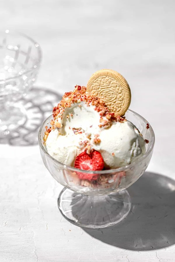 Strawberry Shortcake Crumble cover