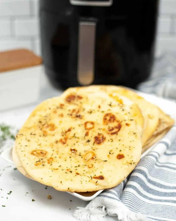 Air Fryer Garlic Naan Bread cover