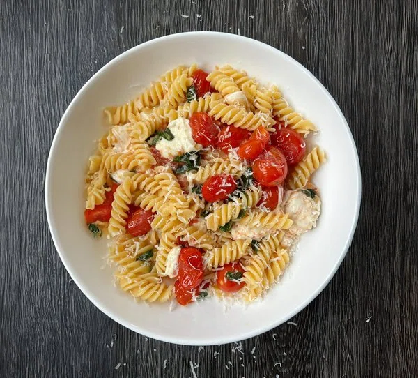Caprese Pasta cover