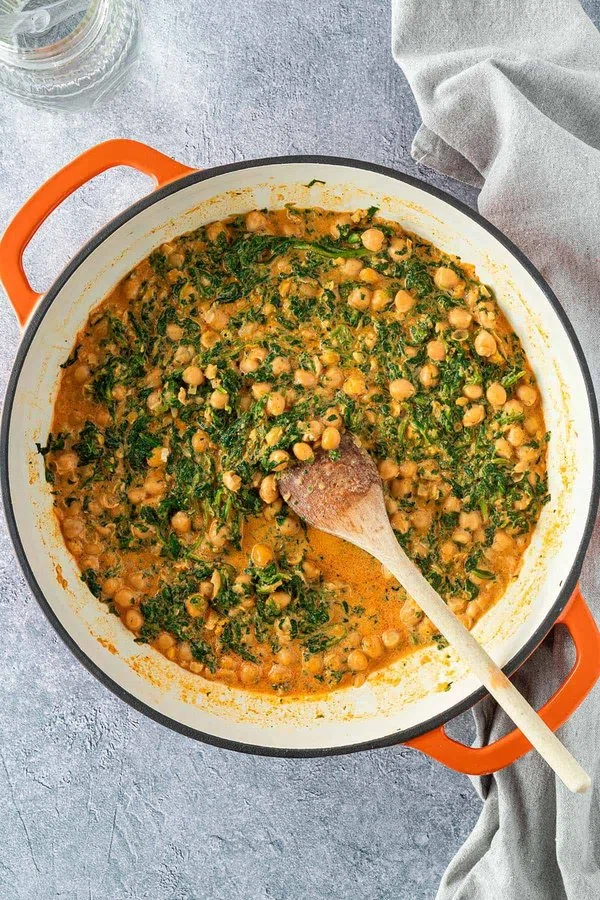 15-Minute Spinach Chickpea Curry cover