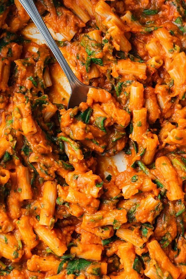 Easy Creamy Tomato Pasta cover