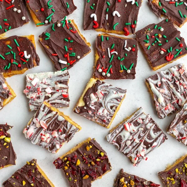 Christmas Cracker Candy (Saltine Toffee Bark!) cover