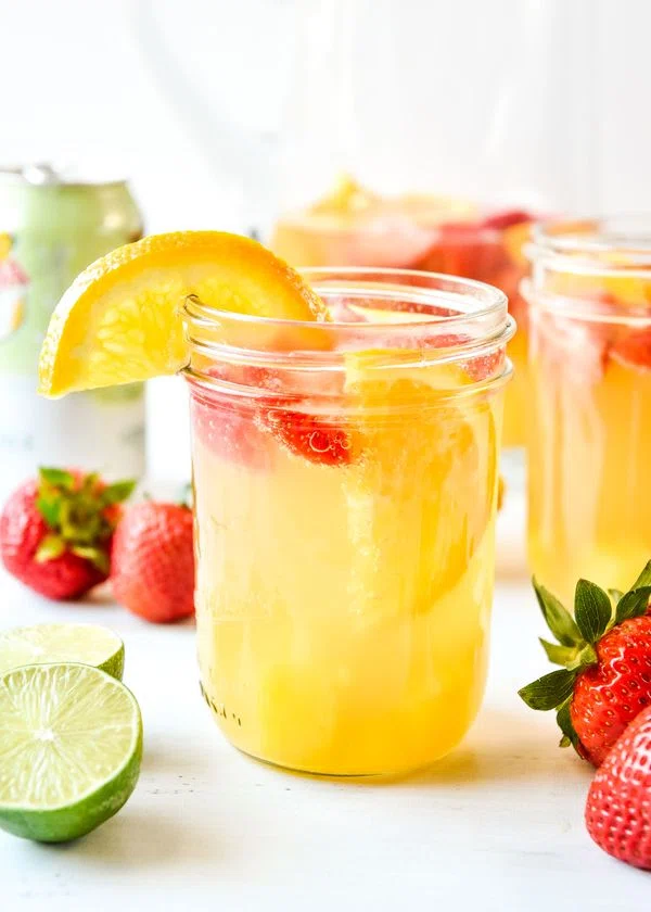 Summer White Wine Sangria cover