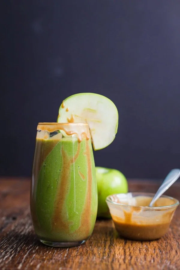 Caramel Apple Green Smoothie cover