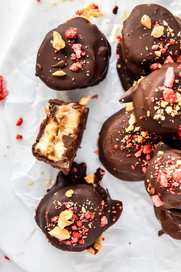 Chocolate Covered PB&J Banana Bites cover