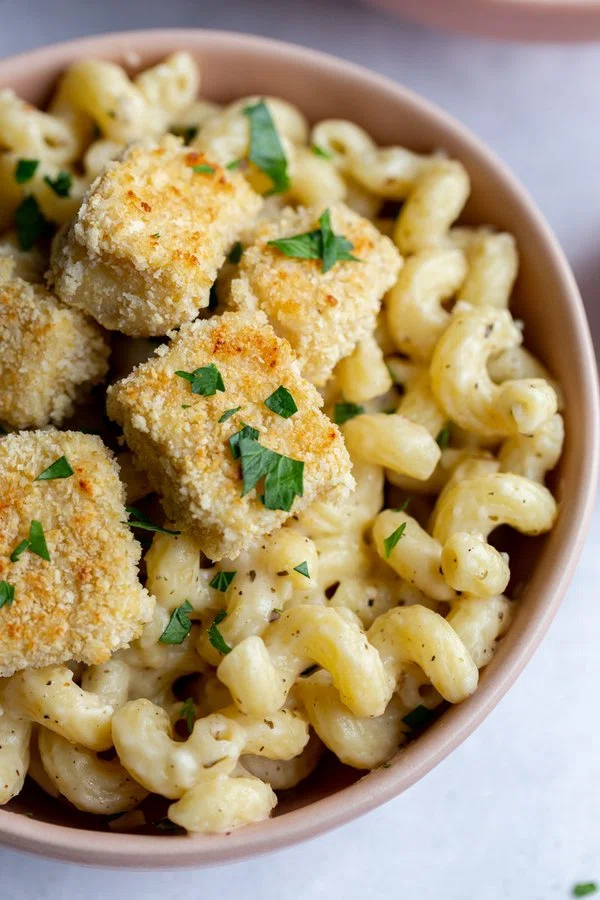 Cavatappi Pasta with Cream Sauce cover