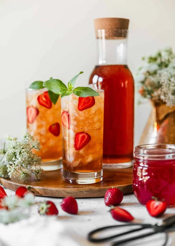 Refreshing Strawberry Iced Tea cover