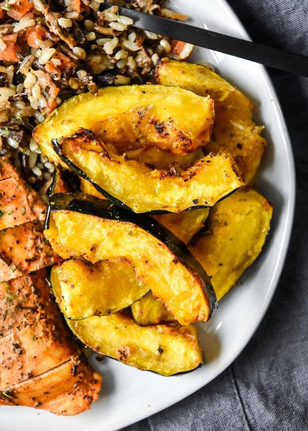 Air Fryer Acorn Squash (Two Ways!) cover