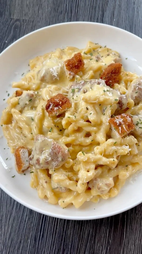 Crispy Chicken Mac & Cheese cover