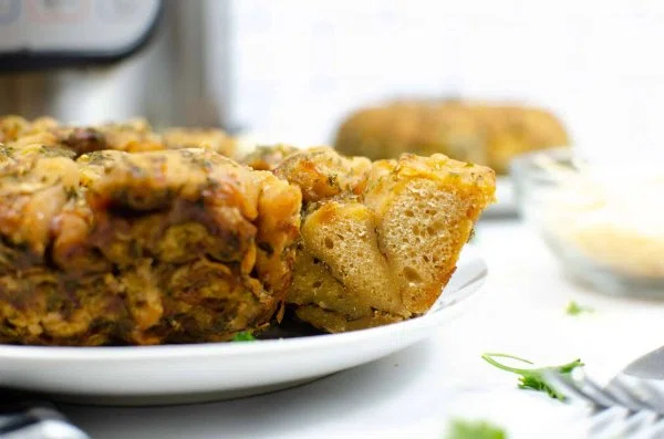 Instant Pot Garlic Parmesan Monkey Bread cover