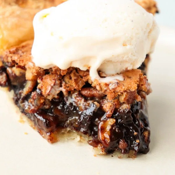 Fudgy Brownie Pecan Pie cover