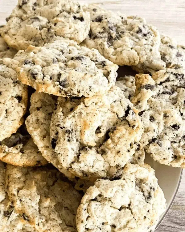 Oreo Cheesecake Cookies cover