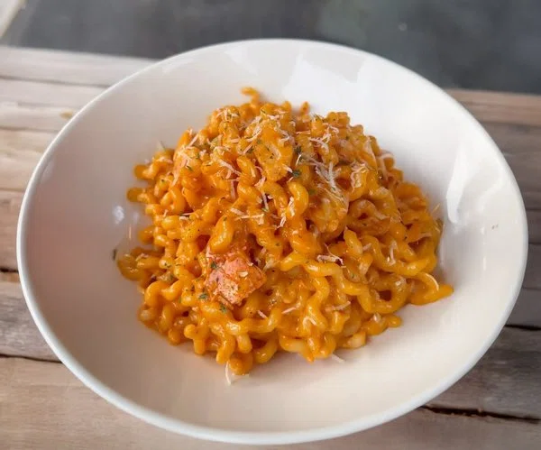 Lobster Fusilli Lunghi in Pink Vodka Sauce cover