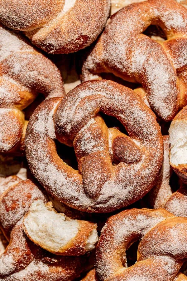 Soft Cinnamon Sugar Pretzels cover
