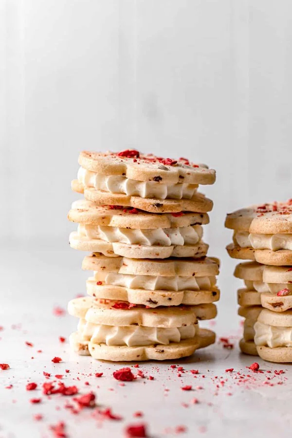 Strawberry Cheesecake Cookies cover