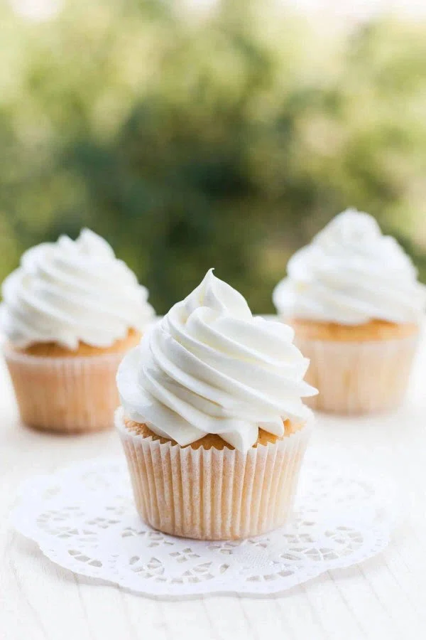 Vanilla Buttercream Frosting cover