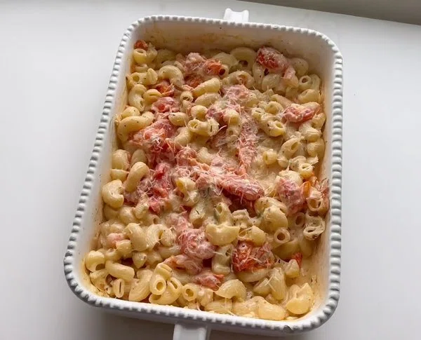 Viral Baked Feta Pasta cover