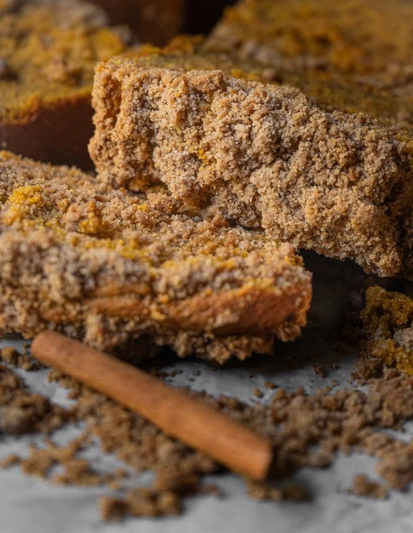 Pumpkin Chai Bread with Brown Butter & Cinnamon Crunch Top cover