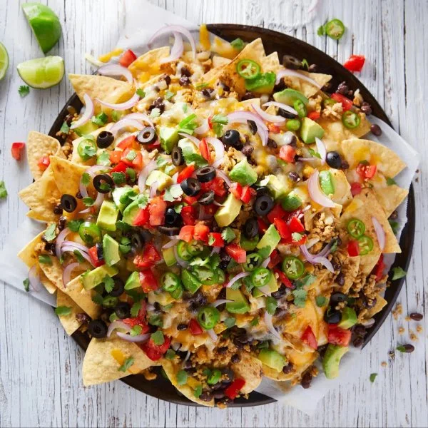 Restaurant-Style Loaded Chicken Nachos cover