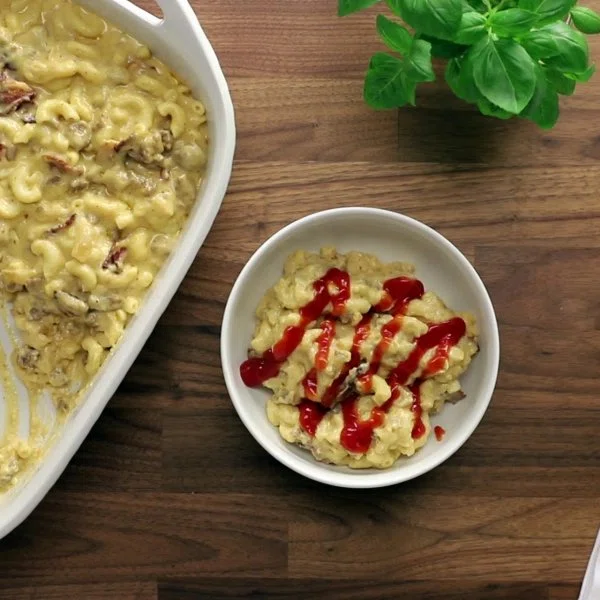 Bacon Cheeseburger Mac and Cheese cover
