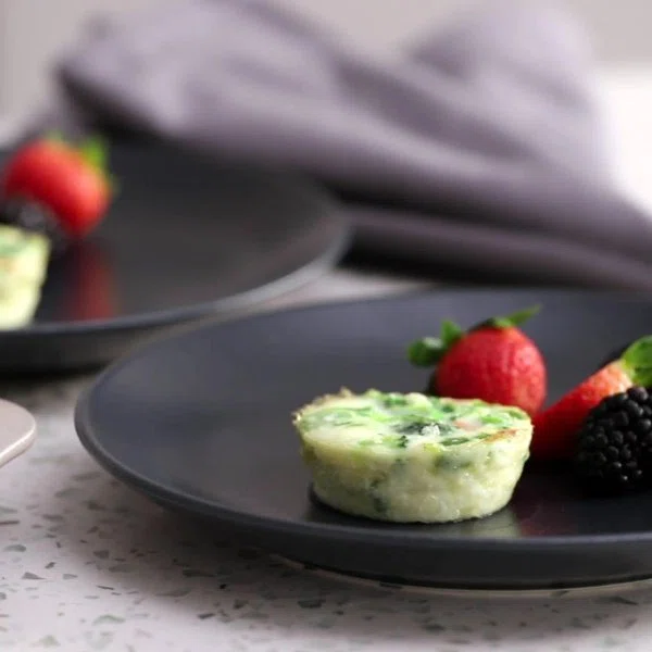Healthy Egg White Breakfast Muffins cover